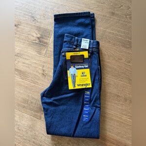 Wrangler Men's Dark Blue Cowboy Cut Jeans, NWT, size 31x34